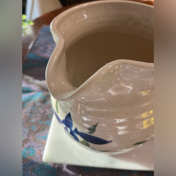 VTG Blue Iris Pottery Pitcher/Vase w Creamy Glaze on Large Ceramic Stoneware - Picture 7 of 13